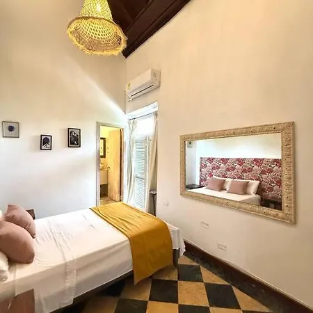 Casa Mayor, Aldaba Selection * Cartagena